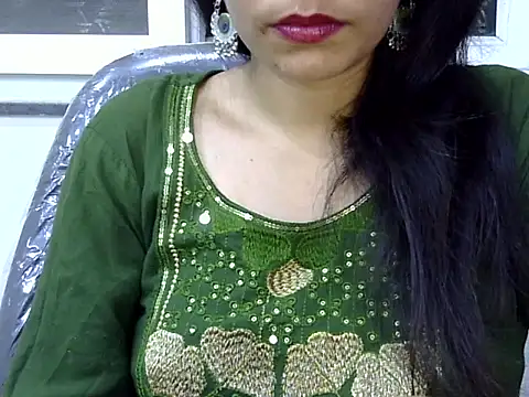 Snapshot of Neha_Sharma2 chatting on May 7, 2026, 2:33 pm Neha Sharma2 online show from May 7, 2026, 2:33 pm