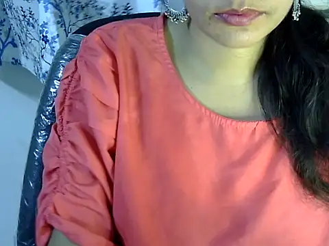 Snapshot of Neha_Sharma2 chatting on August 1, 2026, 1:43 pm Neha Sharma2 online show from August 1, 2026, 1:43 pm