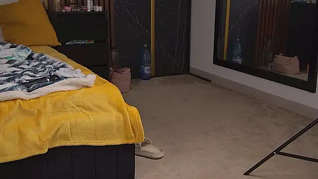 KimmySmith online show from March 16, 2026, 5:44 am