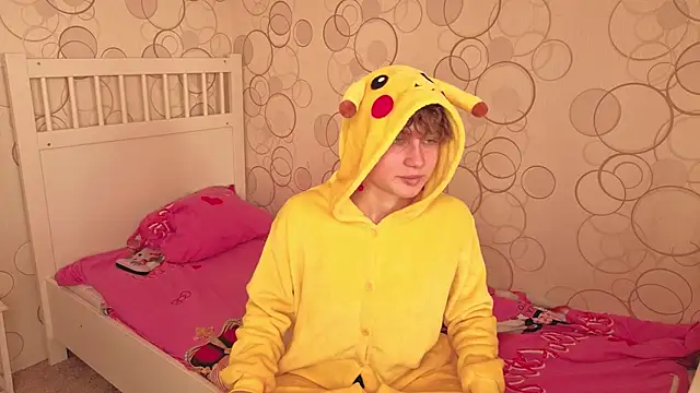 LibbyDuhl online show from March 12, 2026, 5:24 am