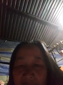 Snapshot of heesuu11 chatting on March 6, 2026, 12:56 pm heesuu11 online show from March 6, 2026, 12:56 pm