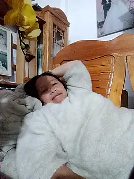 Snapshot of heesuu11 chatting on March 7, 2026, 1:24 am heesuu11 online show from March 7, 2026, 1:24 am