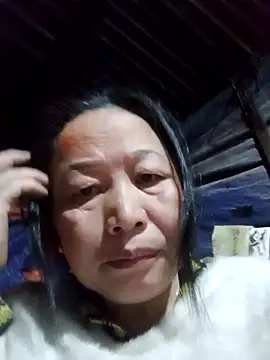 Snapshot of heesuu11 chatting on March 9, 2026, 11:47 am heesuu11 online show from March 9, 2026, 11:47 am