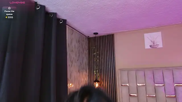 Emma Clair online show from March 17, 2026, 2:09 pm