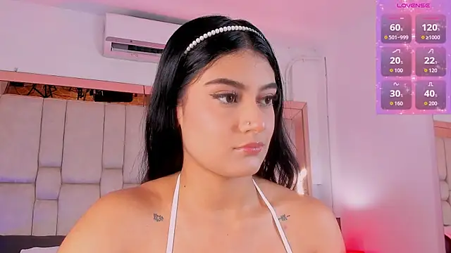 KatherineRuiz  online show from April 26, 2026, 12:14 pm