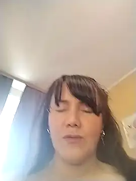 Snapshot of MilkCandyGirl chatting on May 16, 2026, 6:10 am MilkCandyGirl online show from May 16, 2026, 6:10 am