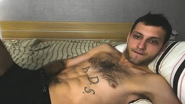 Snapshot of DarkRogue19 chatting on March 5, 2026, 3:41 pm DarkRogue19 online show from March 5, 2026, 3:41 pm