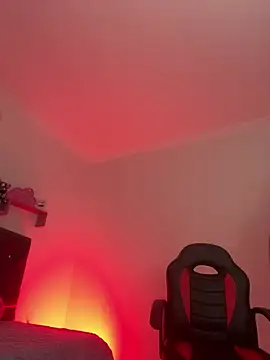 THALIA EF online show from March 10, 2026, 2:33 pm