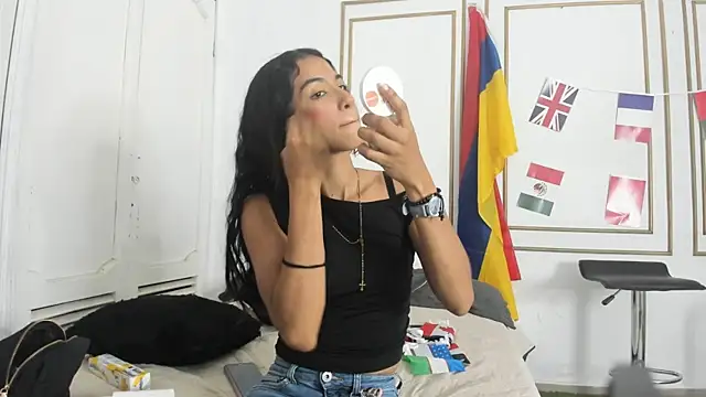 emily gaviria1 online show from June 16, 2026, 1:47 pm