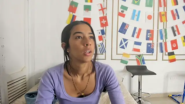 emily gaviria1 online show from July 9, 2026, 1:48 pm