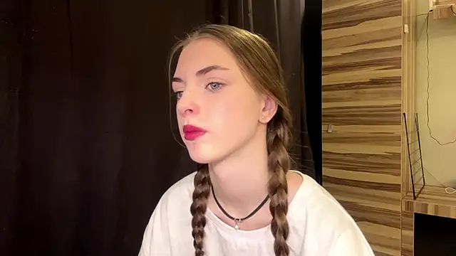 PollyDream online show from March 13, 2026, 5:58 am