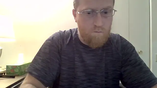 Snapshot of tytheexhibionist chatting on June 7, 2026, 2:10 pm tytheexhibionist online show from June 7, 2026, 2:10 pm