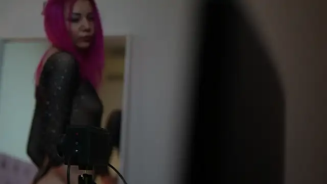 CarinaFoxy online show from February 27, 2026, 9:04 pm