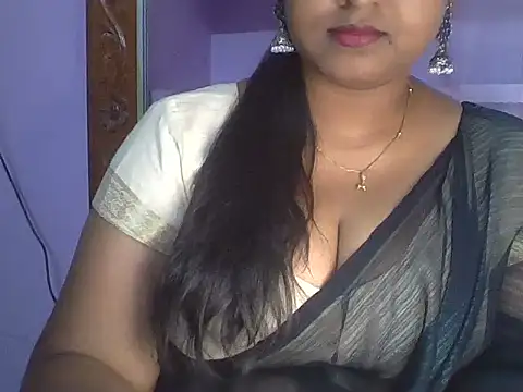 Snapshot of Tamil_Kuttyma chatting on June 10, 2026, 12:04 pm Tamil Kuttyma online show from June 10, 2026, 12:04 pm