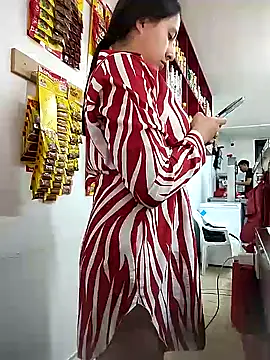 Snapshot of MaskedLatinaX chatting on March 7, 2026, 3:53 pm MaskedLatinaX online show from March 7, 2026, 3:53 pm