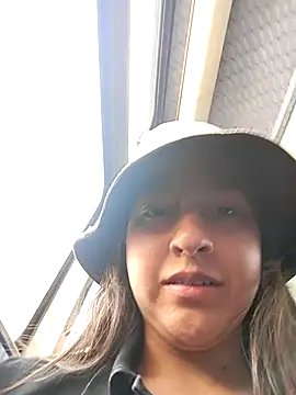 Snapshot of MaskedLatinaX chatting on March 28, 2026, 4:39 pm MaskedLatinaX online show from March 28, 2026, 4:39 pm