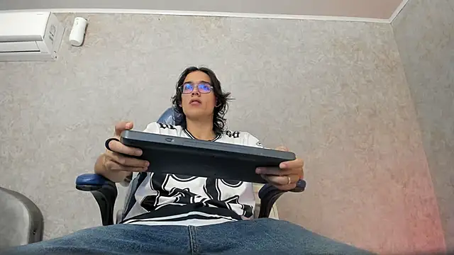 Noha castellano online show from March 8, 2026, 12:31 pm