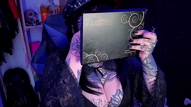 aradia 66 online show from March 13, 2026, 3:02 am