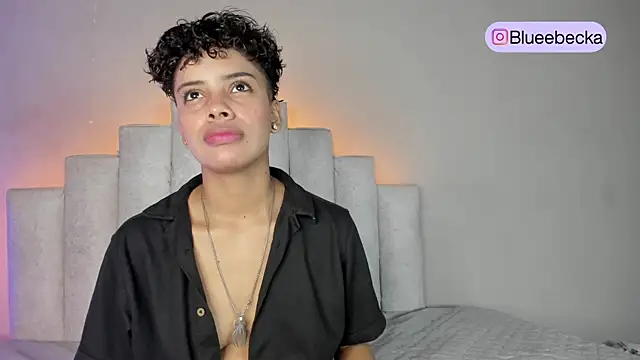 Snapshot of BeckaBlue chatting on July 23, 2026, 12:58 pm BeckaBlue online show from July 23, 2026, 12:58 pm
