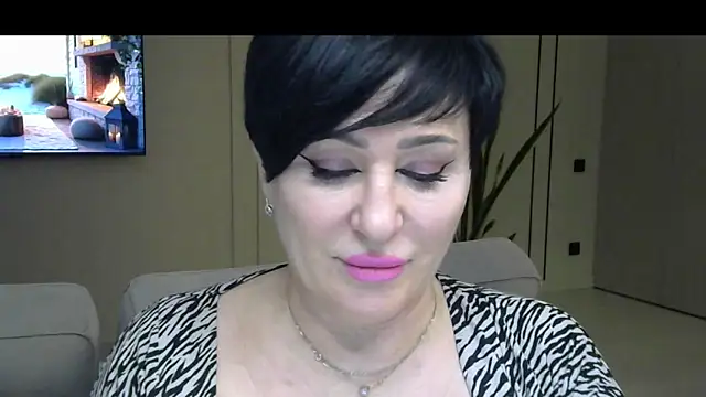 Snapshot of Kleotempt chatting on May 5, 2026, 5:21 pm Kleotempt online show from May 5, 2026, 5:21 pm