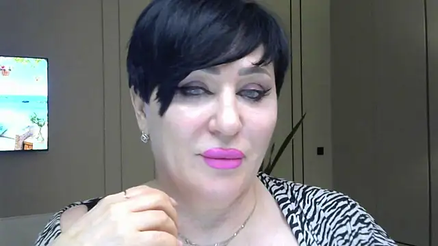 Snapshot of Kleotempt chatting on May 7, 2026, 6:24 pm Kleotempt online show from May 7, 2026, 6:24 pm
