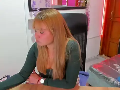 Julieta star  online show from April 29, 2026, 8:59 pm