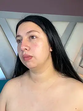 Ashleeyprincess01 online show from May 12, 2026, 12:13 pm