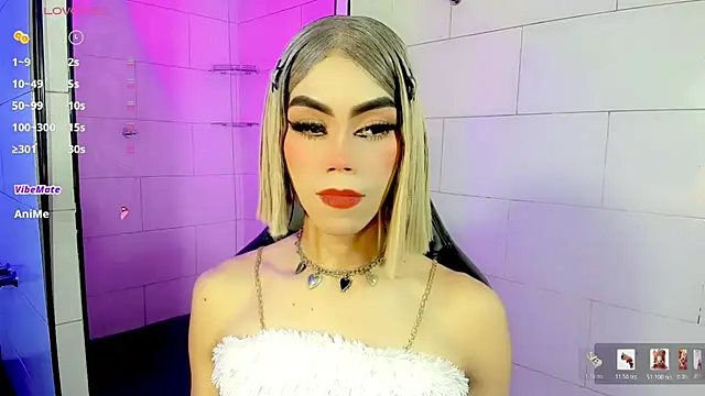 Snapshot of Gema_Jones_ chatting on May 9, 2026, 7:52 pm Gema Jones online show from May 9, 2026, 7:52 pm