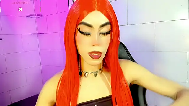 Snapshot of Gema_Jones_ chatting on May 16, 2026, 7:34 pm Gema Jones online show from May 16, 2026, 7:34 pm