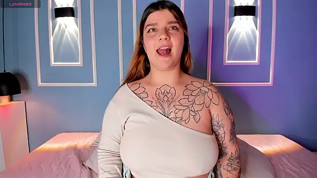 julieta zc online show from March 6, 2026, 4:20 am