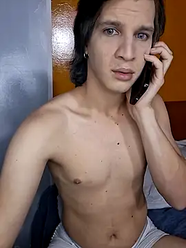 Snapshot of Salim_diek chatting on March 22, 2026, 6:55 pm Salim diek online show from March 22, 2026, 6:55 pm