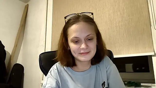 LuluSweetyGirl online show from March 8, 2026, 3:16 pm