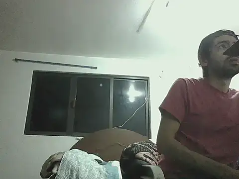 Snapshot of _iluvatar_ chatting on March 11, 2026, 4:40 am iluvatar online show from March 11, 2026, 4:40 am