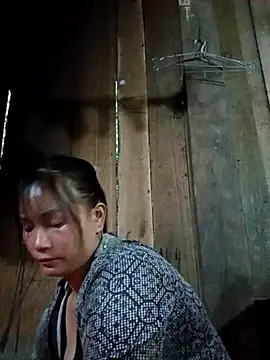 mami-rubi online show from March 12, 2026, 10:54 am