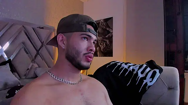 Vincentblack online show from June 14, 2026, 2:24 am