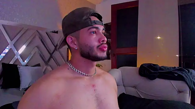 Vincentblack online show from June 15, 2026, 2:36 am