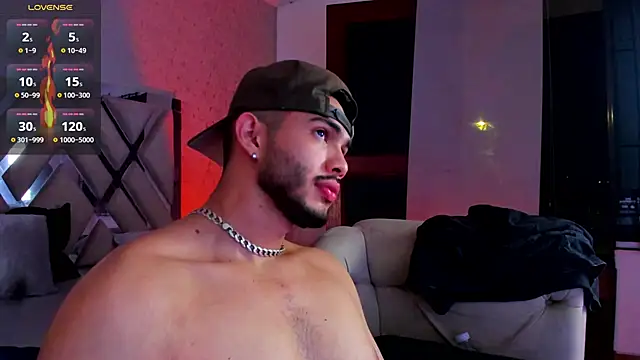 Vincentblack online show from June 22, 2026, 3:36 am