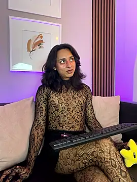 Snapshot of Elisasue chatting on May 17, 2026, 3:15 am Elisasue online show from May 17, 2026, 3:15 am