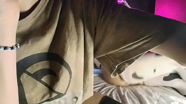 Snapshot of vega_Santorini chatting on March 29, 2026, 1:49 am vega Santorini online show from March 29, 2026, 1:49 am