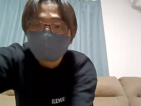 Snapshot of koarannkunn chatting on March 12, 2026, 3:40 pm koarannkunn online show from March 12, 2026, 3:40 pm