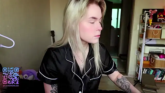 LisaNelsona online show from March 13, 2026, 12:39 am