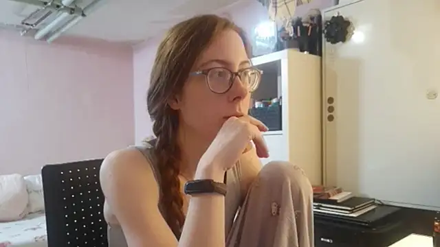 LanaSweetVerse online show from April 1, 2026, 3:09 pm