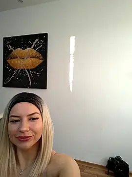 DaisyLuvsYou  online show from March 13, 2026, 5:14 am