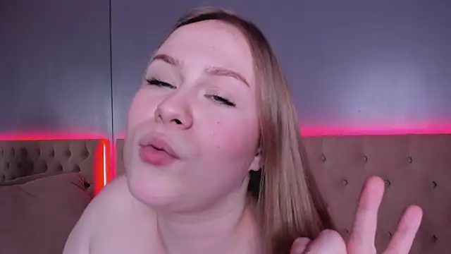 stacy moorex online show from April 30, 2026, 8:57 pm