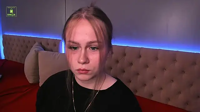 stacy moorex online show from July 2, 2026, 8:37 pm