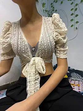 sexy liciy online show from March 17, 2026, 3:04 pm