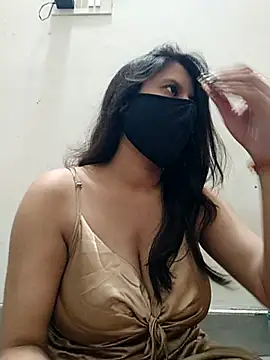 Sonakshi kumari online show from July 4, 2026, 10:27 pm
