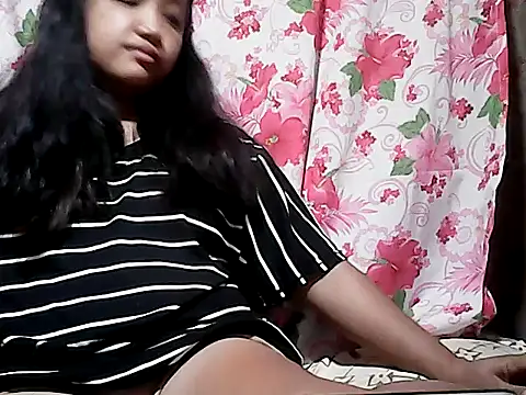 Flowerbebe online show from March 2, 2026, 7:21 pm