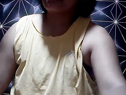 Flowerbebe online show from May 27, 2026, 2:03 pm