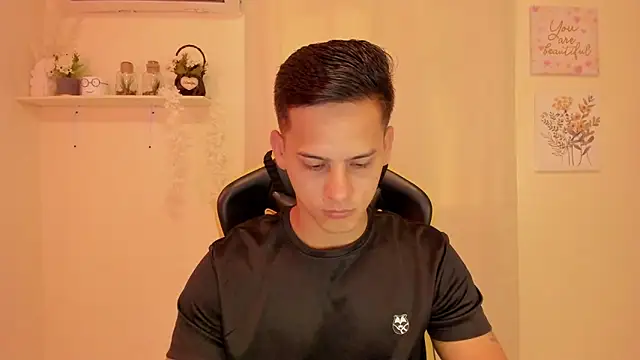 sexy andres01 online show from March 15, 2026, 2:45 pm